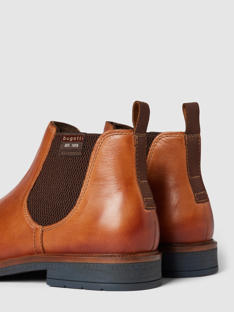 Chelsea Boots mit Label-Details Modell 'Ladano' in cognac