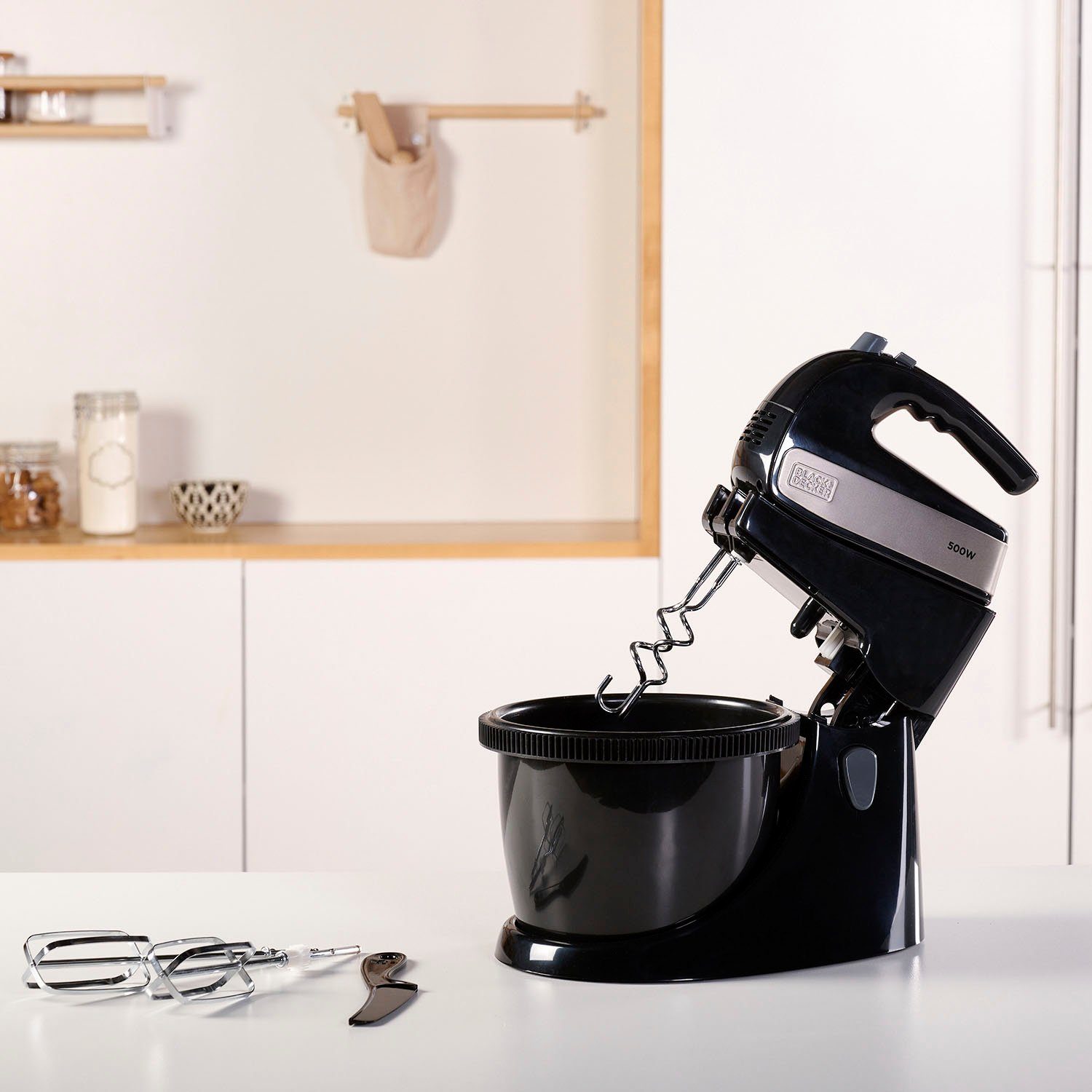 Black + Decker Handmixer BXMXA500E / ES9130090B mit Schüssel, 500 W