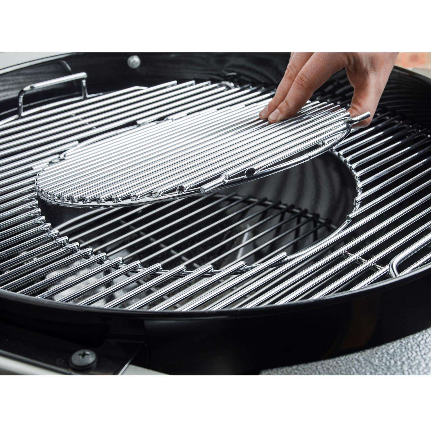 Weber 22 in. Performer Deluxe Charcoal Grill Black