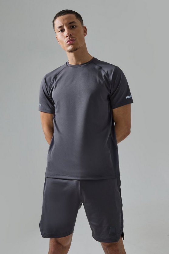Man Active Performance T-Shirt und Shorts
