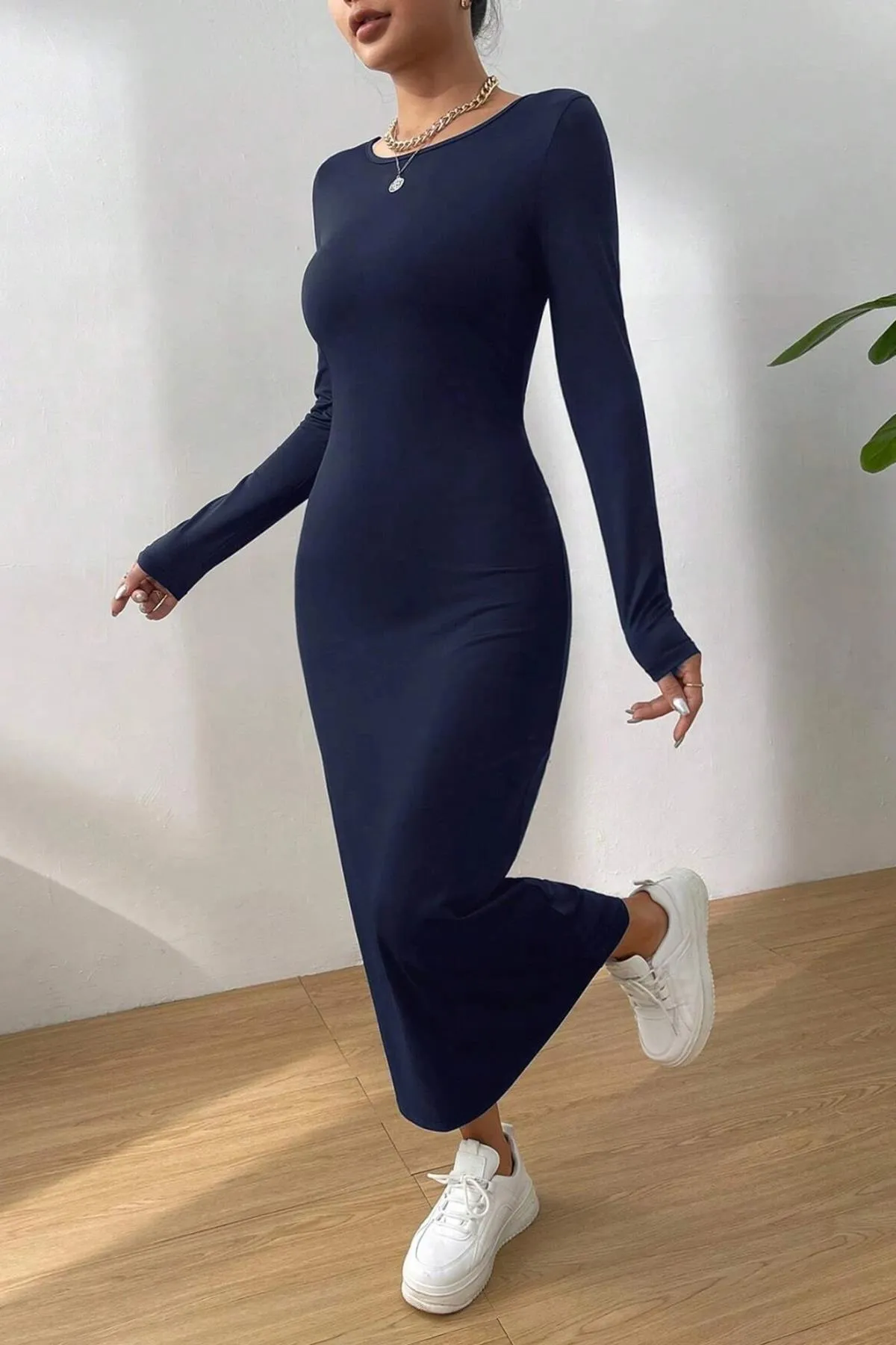 Madmext  Marineblaues Basic-Halbfischerkleid mit langen Ärmeln MG1947