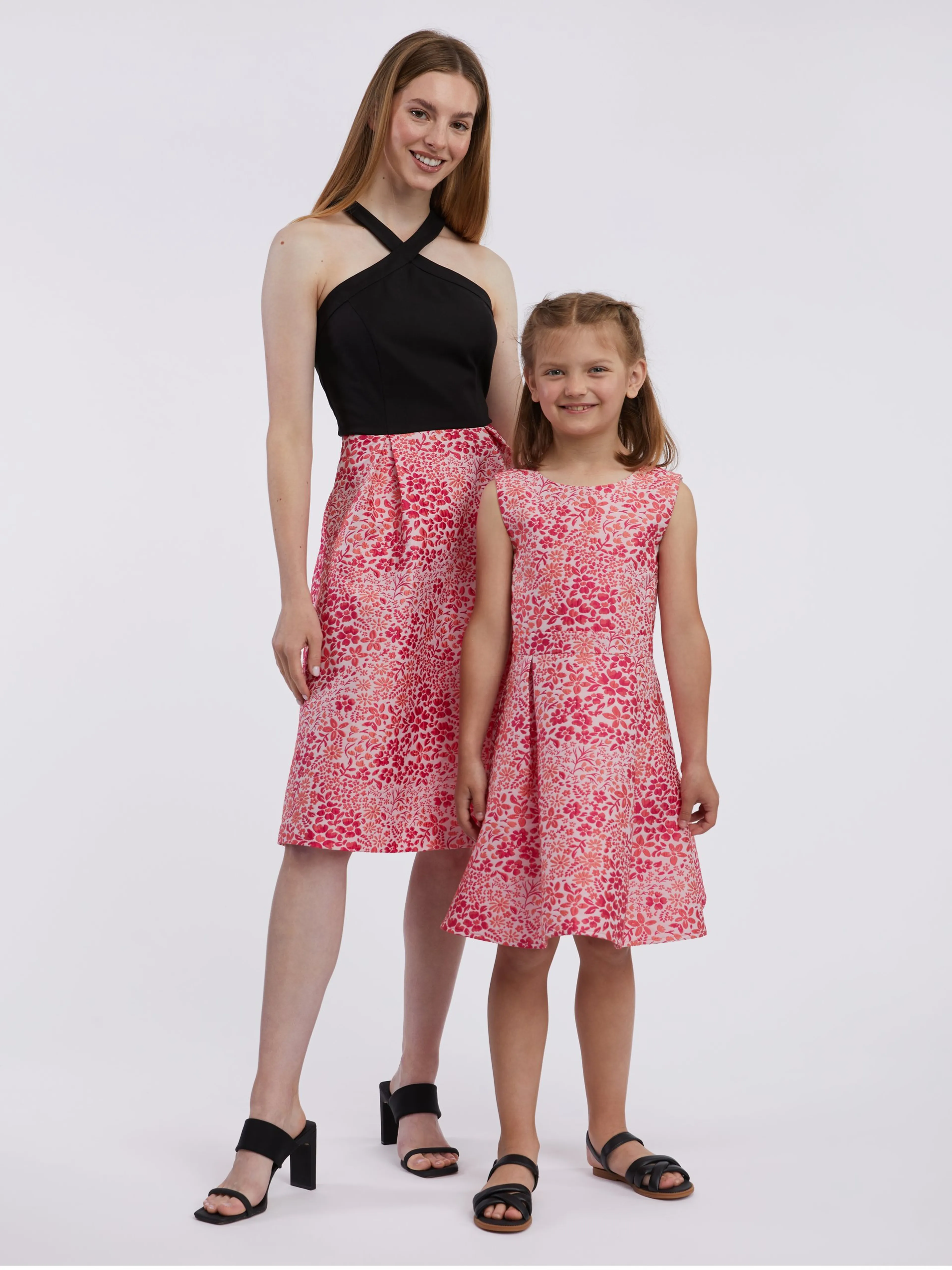 Rotes und rosa geblümtes Mädchenkleid ORSAY