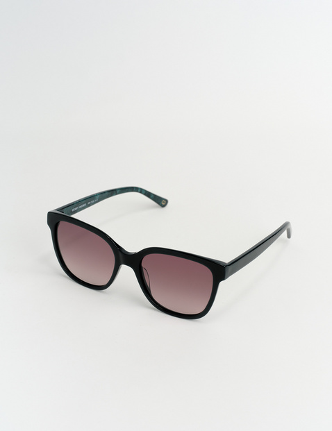 Modische Sonnenbrille