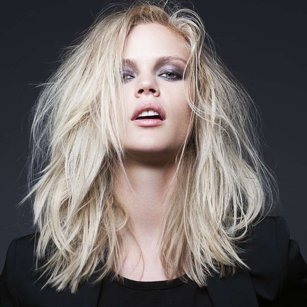 Massato Wavy Rock Styling