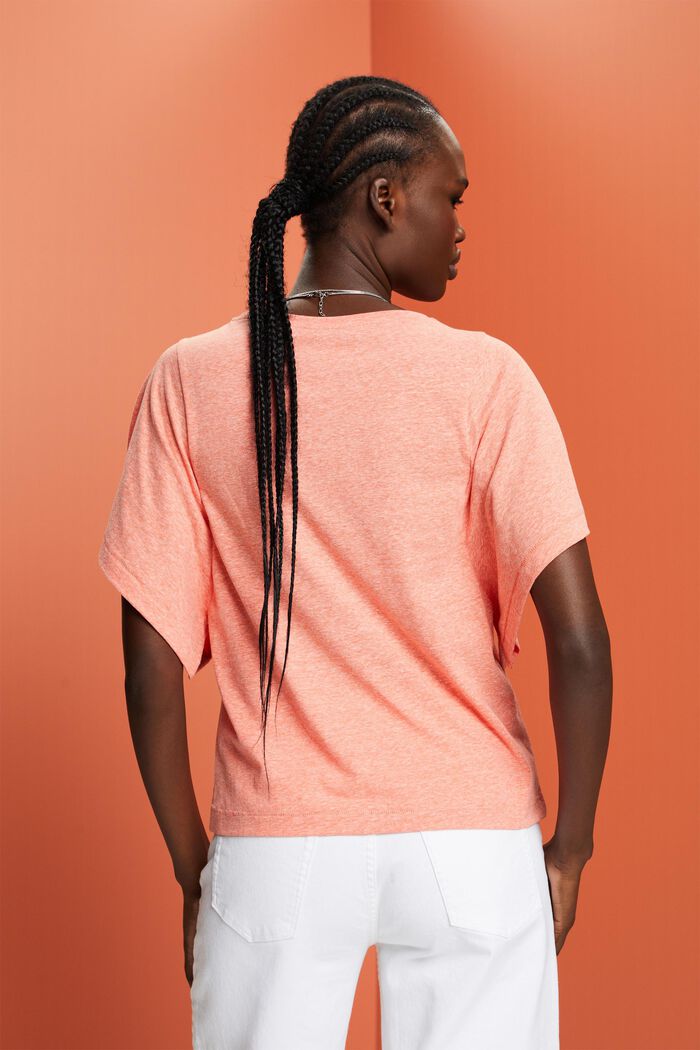 Recycelt: T-Shirt mit XL-Ärmeln