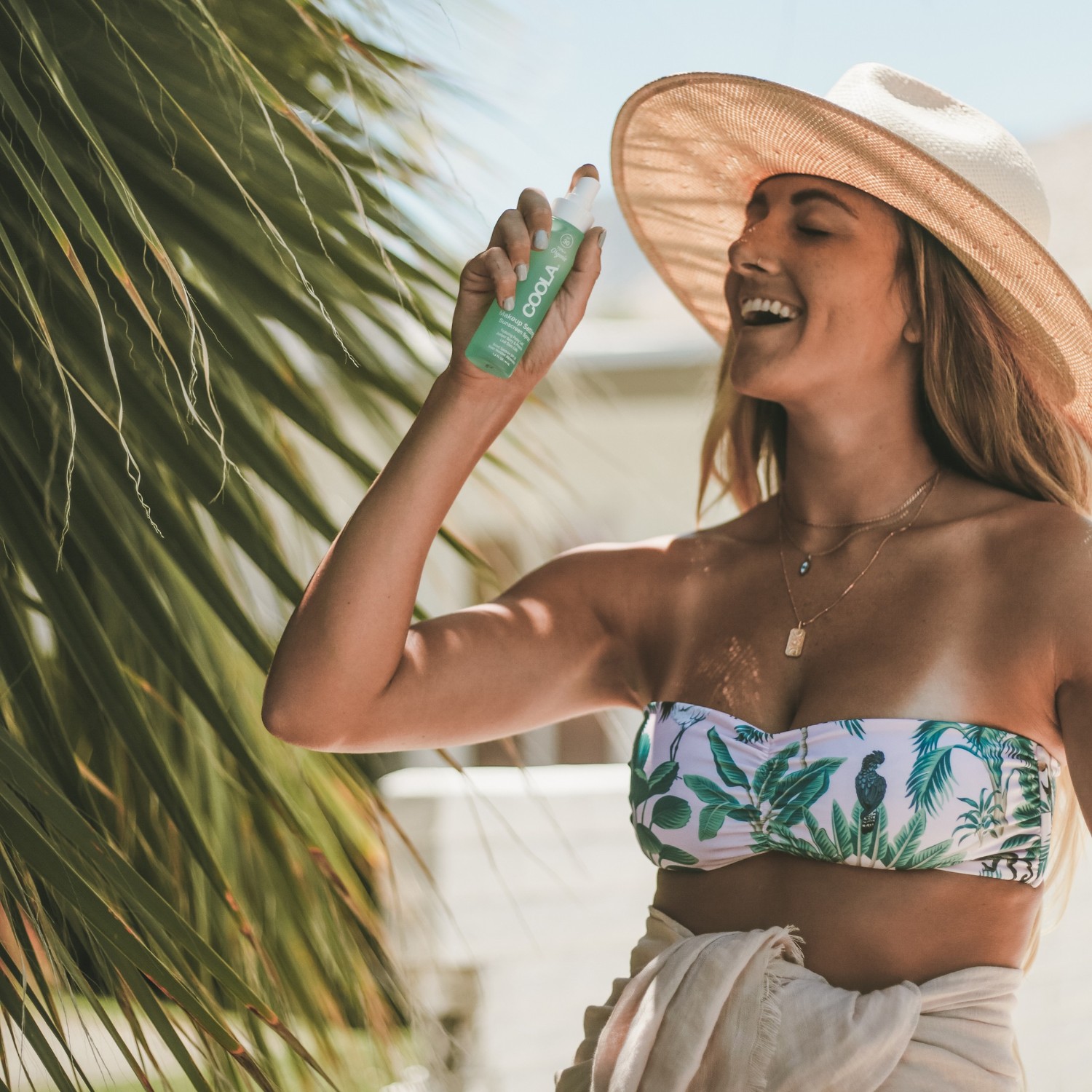 Coola крема за сунчање, фиксирајућа магла за шминку за лице SPF30