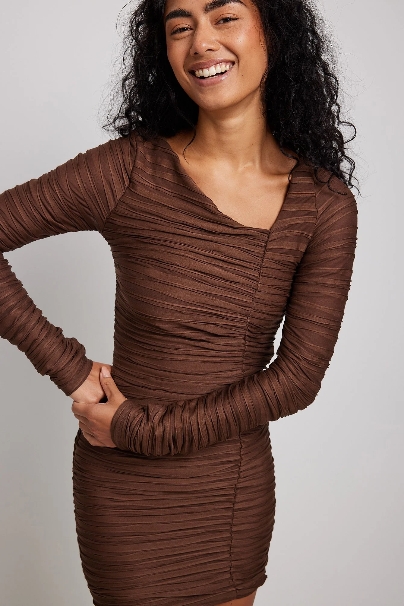 Strukturiertes Minikleid