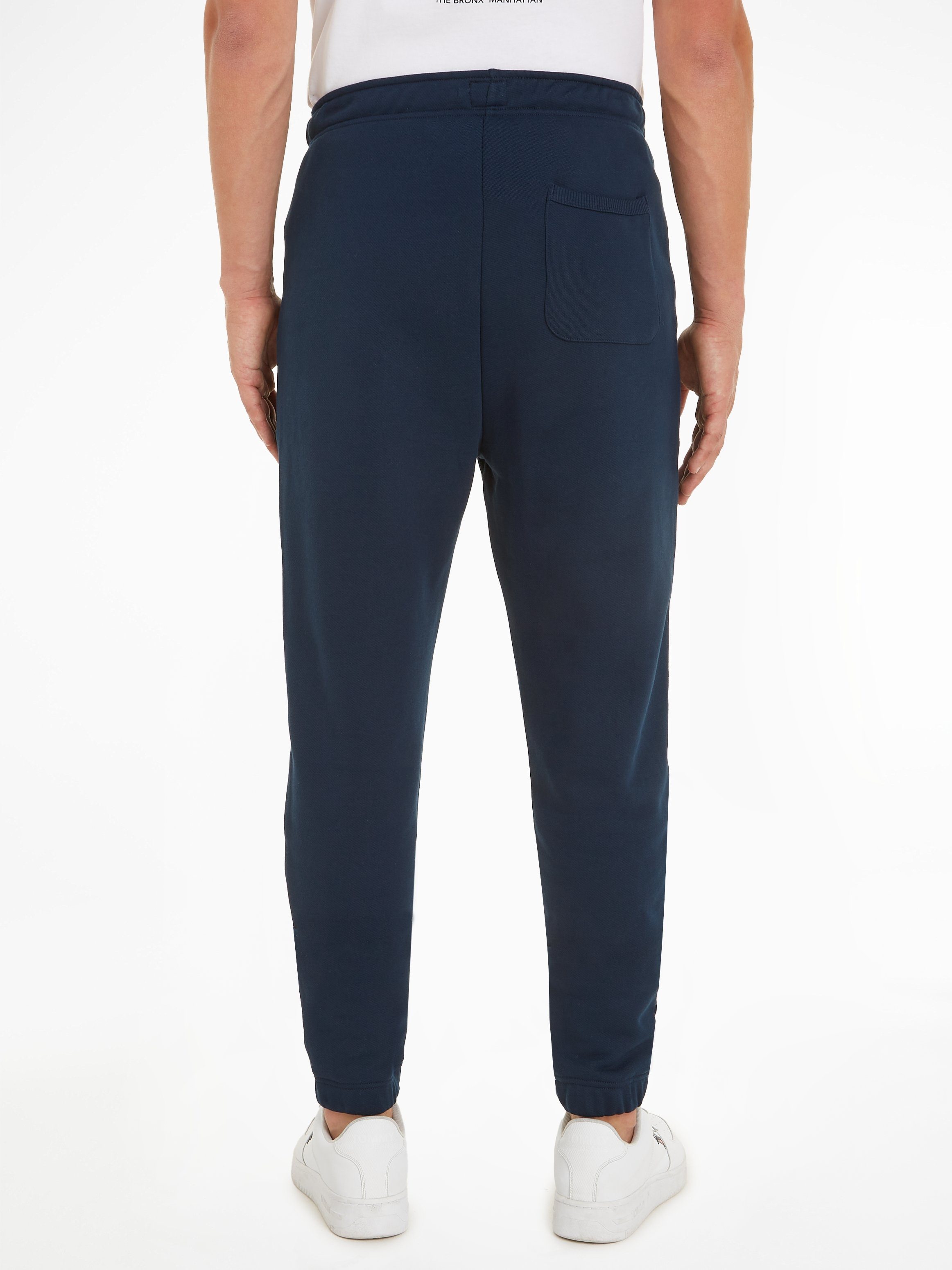 Tommy Jeans Jogginghose TJM REG BADGE JOGGER mit Logobadge