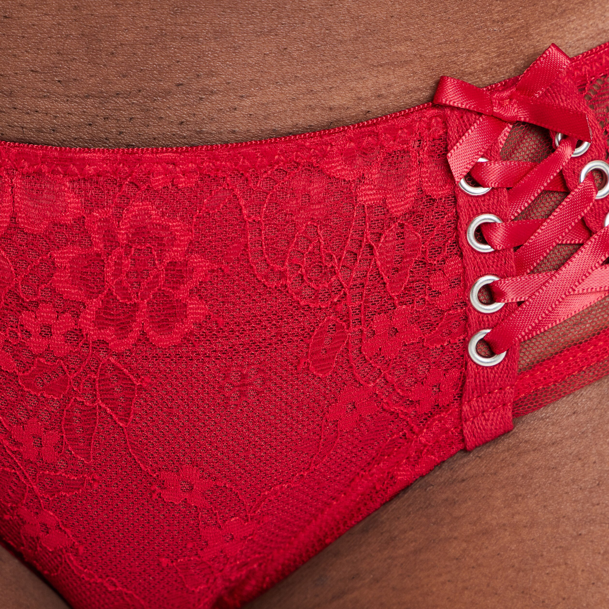 Shorty en dentelle rouge femme | La Halle