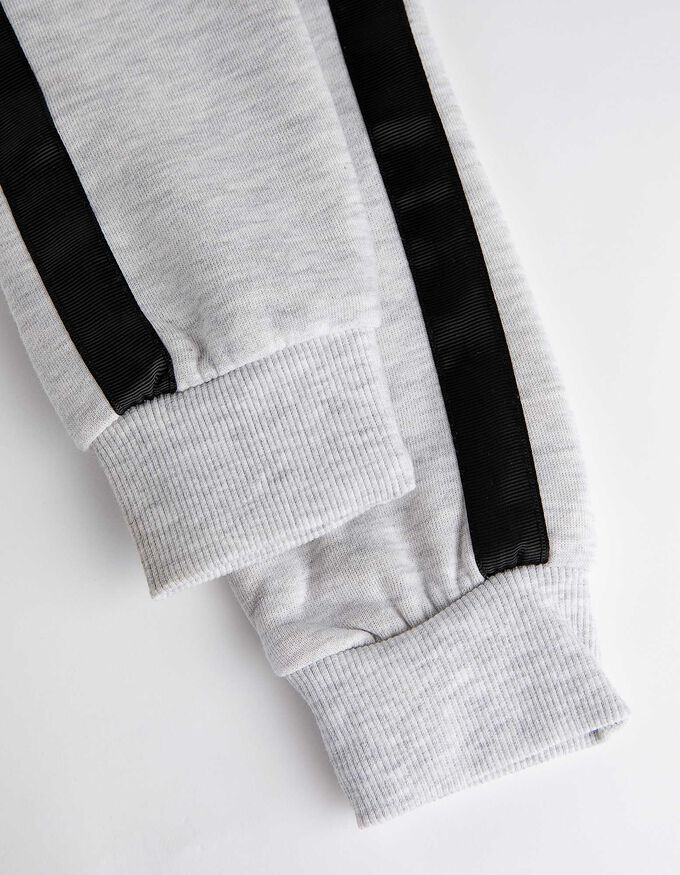 Set aus Hoodie und Hose - Messageprint