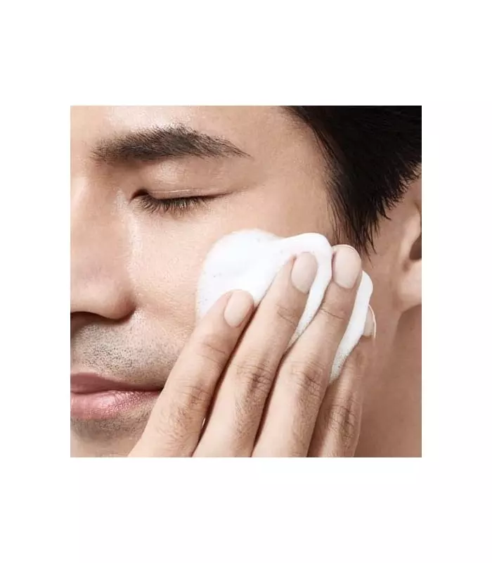 SHISEIDO MEN Fluide Hydratant et Energisant Ultra Léger