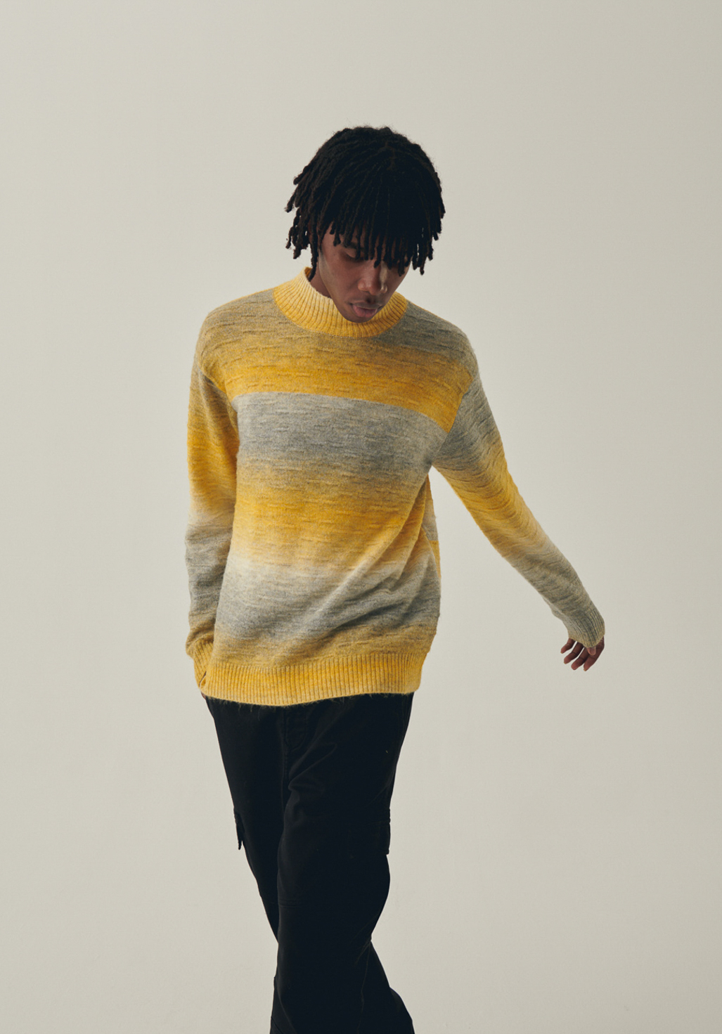 VEGA   Pull dégradé gris et jaune homme