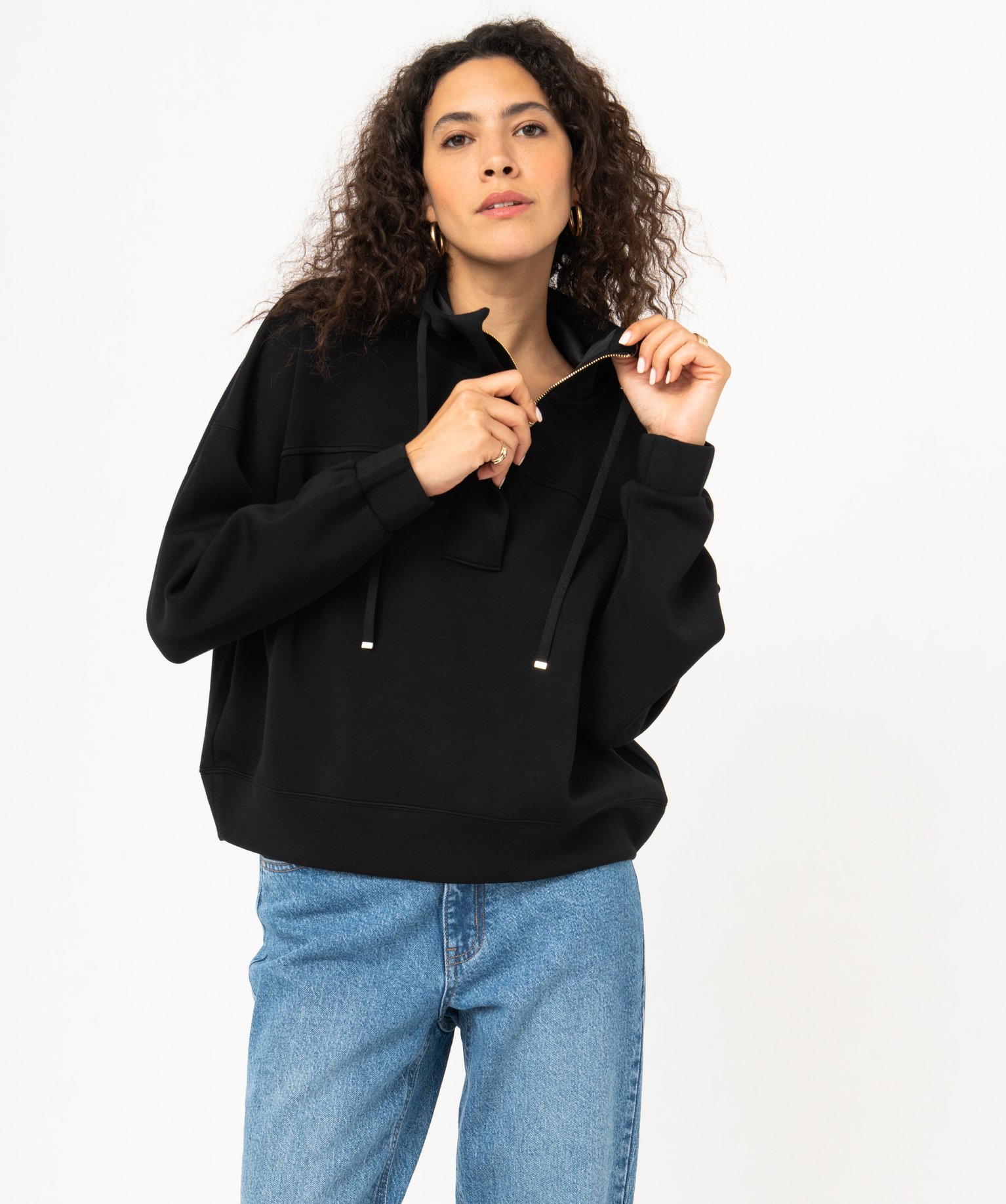Sweat à capuche oversize avec col zippé femme noir | GEMO