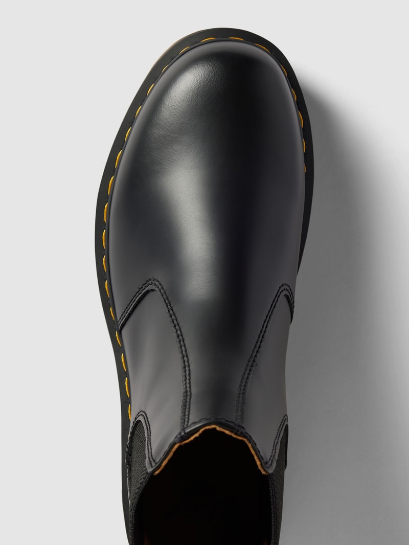 Chelsea Boots aus echtem Leder in schwarz