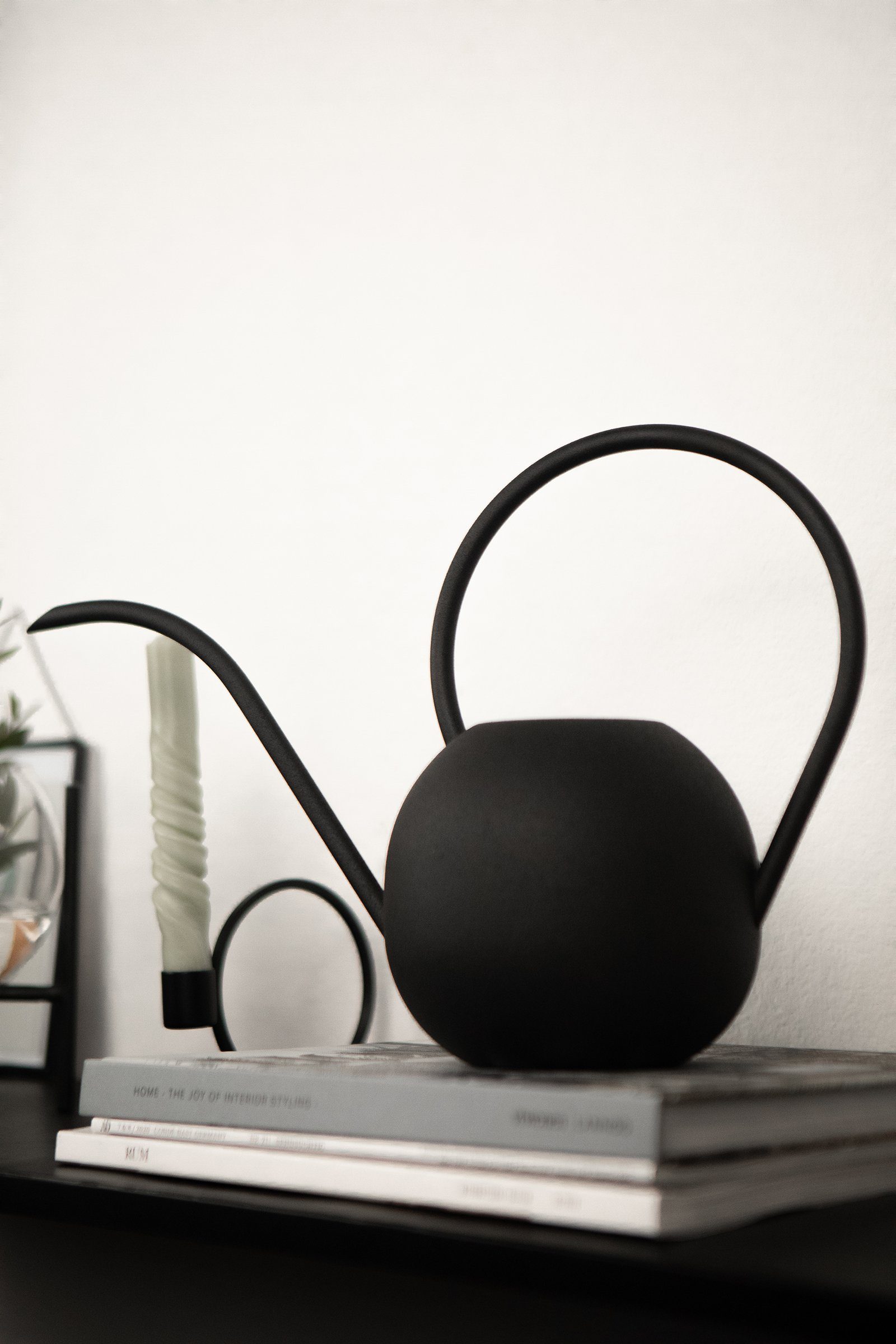 LaLe Living Gießkanne Zehra in Schwarz, Ø 14,5 cm, 1,5 Liter (1-tlg), aus Eisen