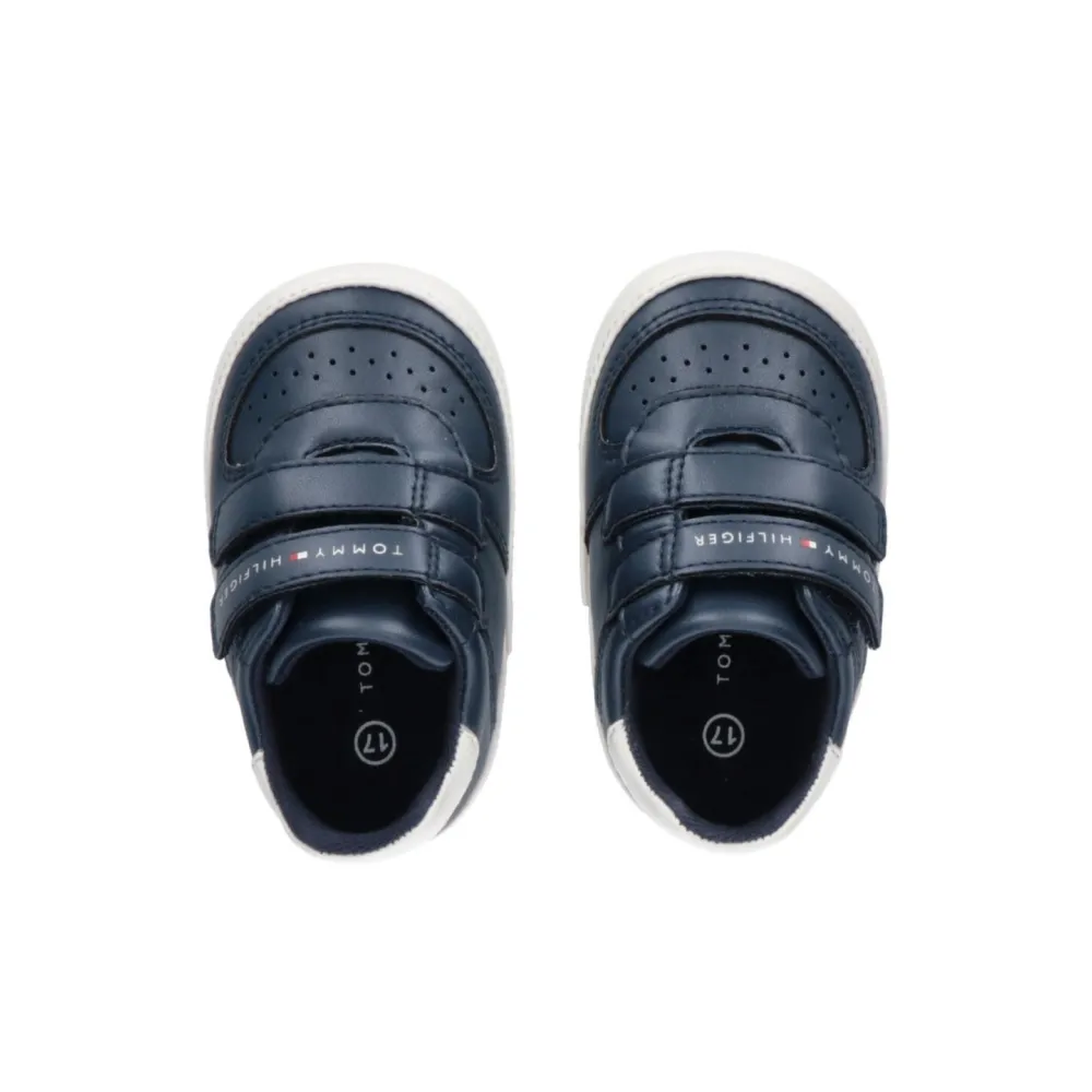 Tommy Hilfiger Krabbelschuh T0B4-33090-1433A474 / blau