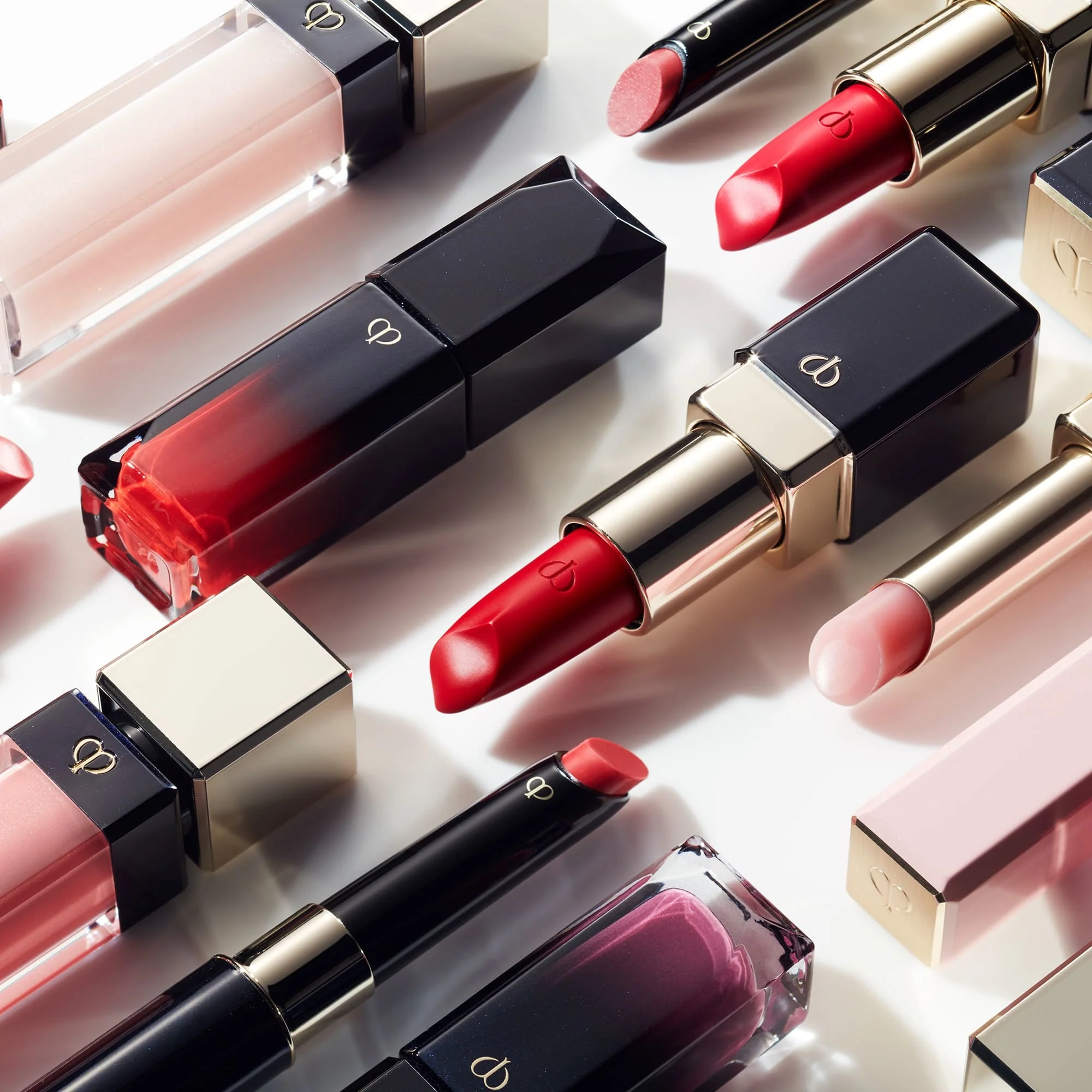 Sjajilo za usne za usne - Sjajilo