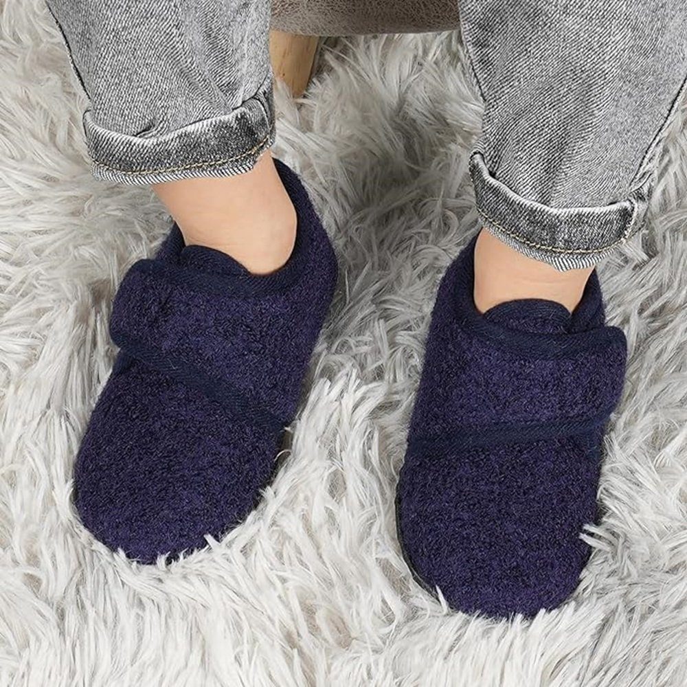 IceUnicorn Kinder-Hausschuhe - Wärmende, rutschfeste Slipper, Klettverschluss Hausschuh (1Paar Kinderhausschuhe, herausnehmbare waschbare Innensohle, rutschhemmder Sohle) Rutschfeste Gummisohle für sicheren Halt
