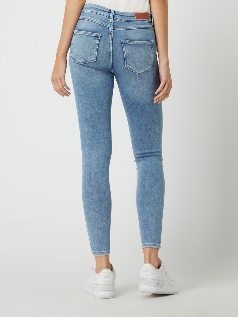 Skinny Fit Jeans mit Stretch-Anteil in hellblau