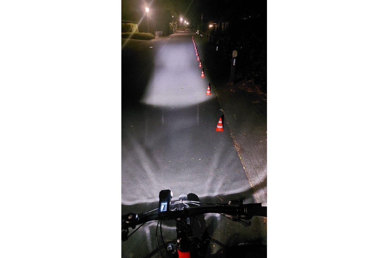 Lunivo Lynx F100 + Lynx R Brake Akku Beleuchtungsset - StVZO