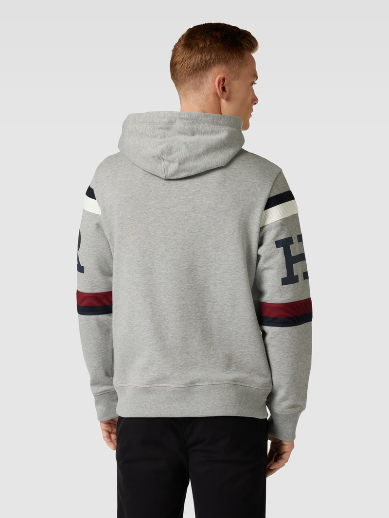 Hoodie mit Label-Print in hellgrau meliert