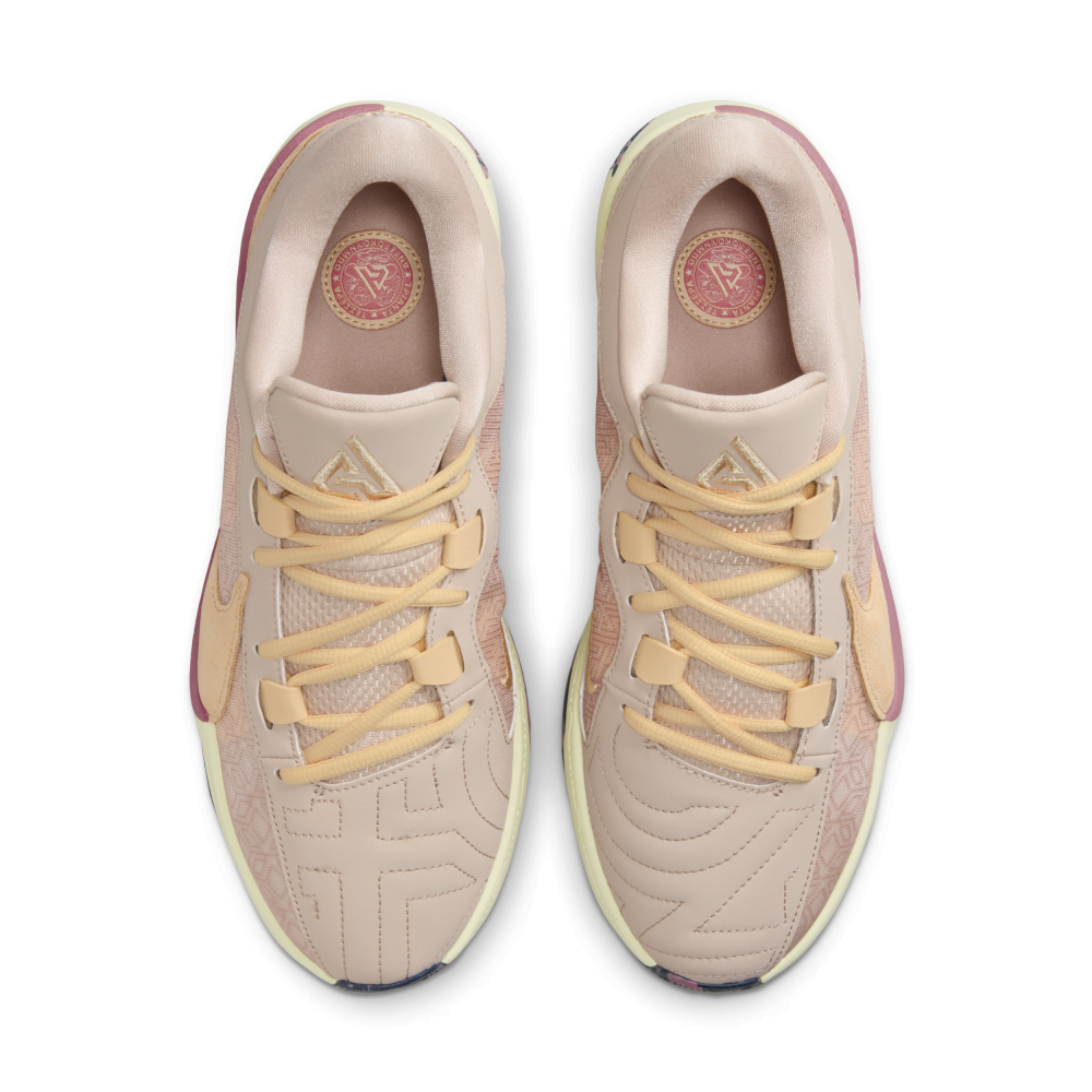 Nike Zoom Freak 5 DX4985-200 / pink