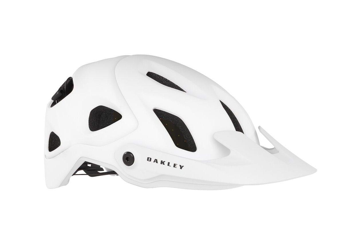 Oakley DRT5