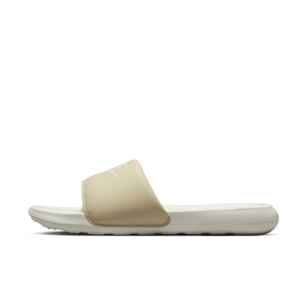 Nike Victori One W CN9677-108 / braun