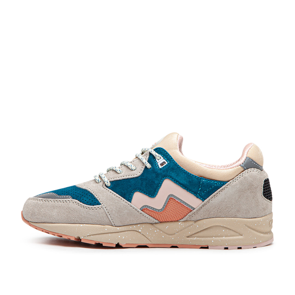 Karhu Aria 95 F803102 / grau