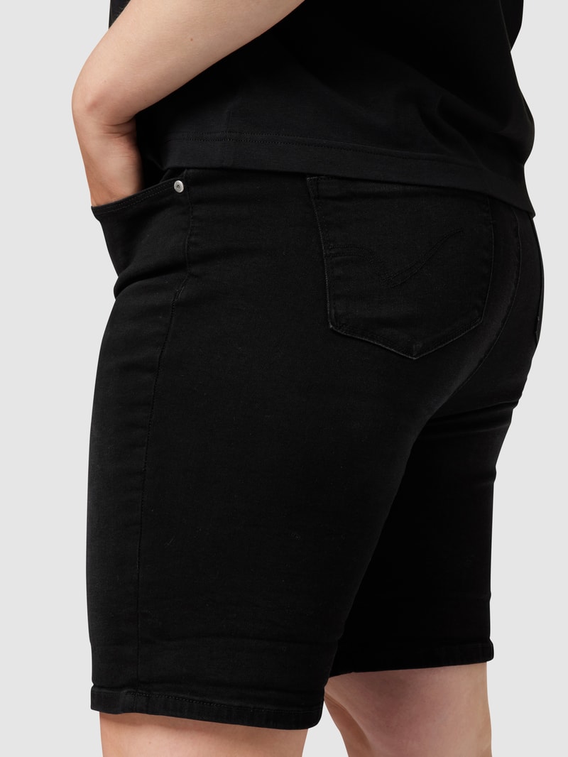 PLUS SIZE Jeansshorts mit Stretch-Anteil in schwarz