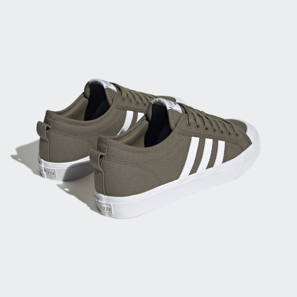 adidas Nizza HQ6763 / grün