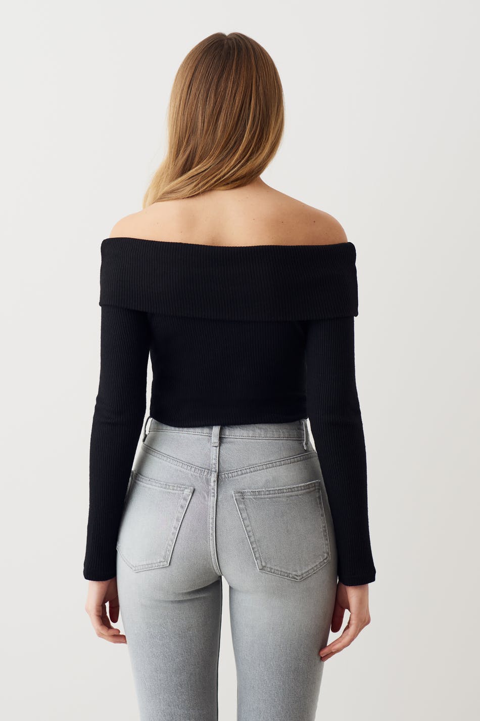 Off shoulder rib top
