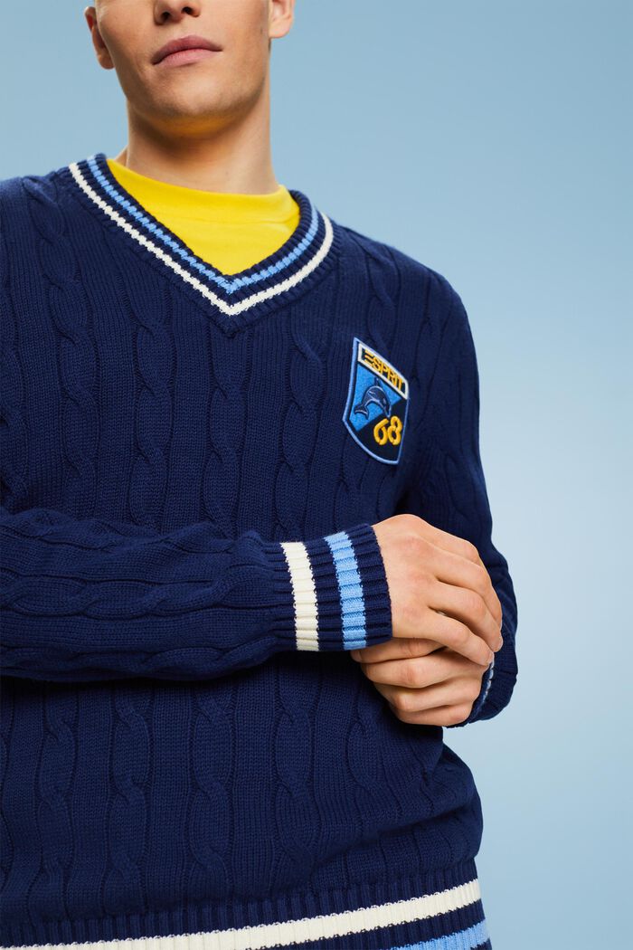 Zopfstrickpullover mit Logo-Patch