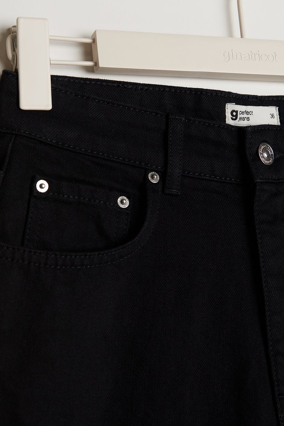 Dagny mom shorts
