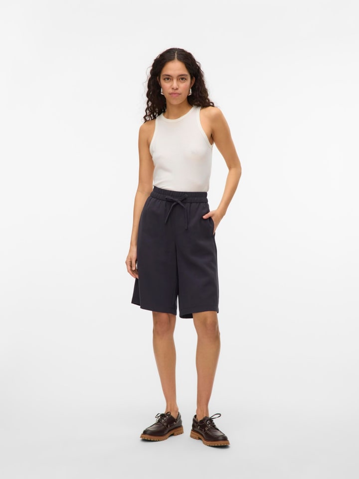 Vero Moda Shorts in Obsidian günstig kaufen