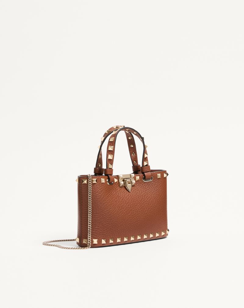 Mini Rockstud indkøbstaske i granatrødt kalveskind