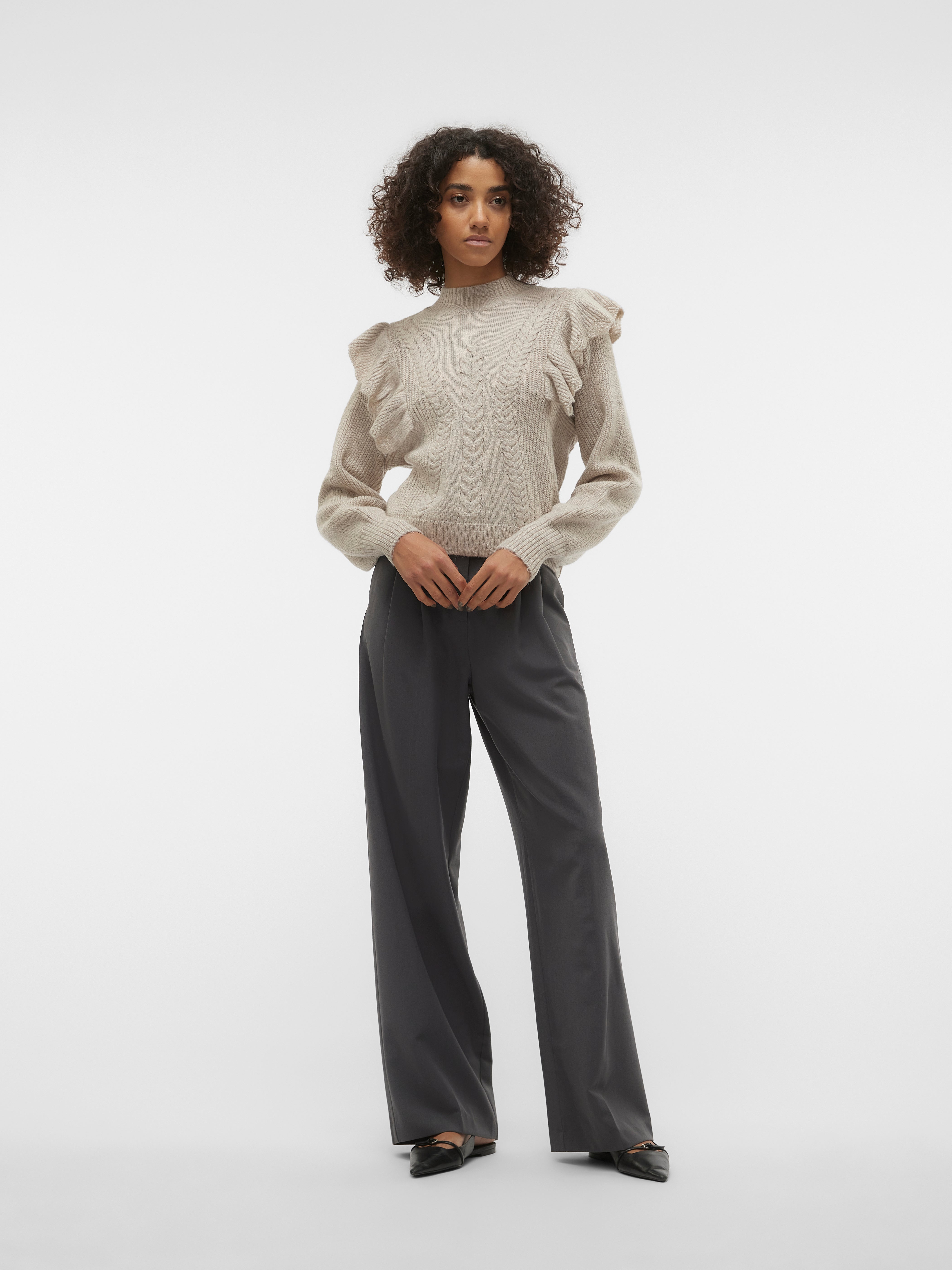 VMNEWENYA Pullover