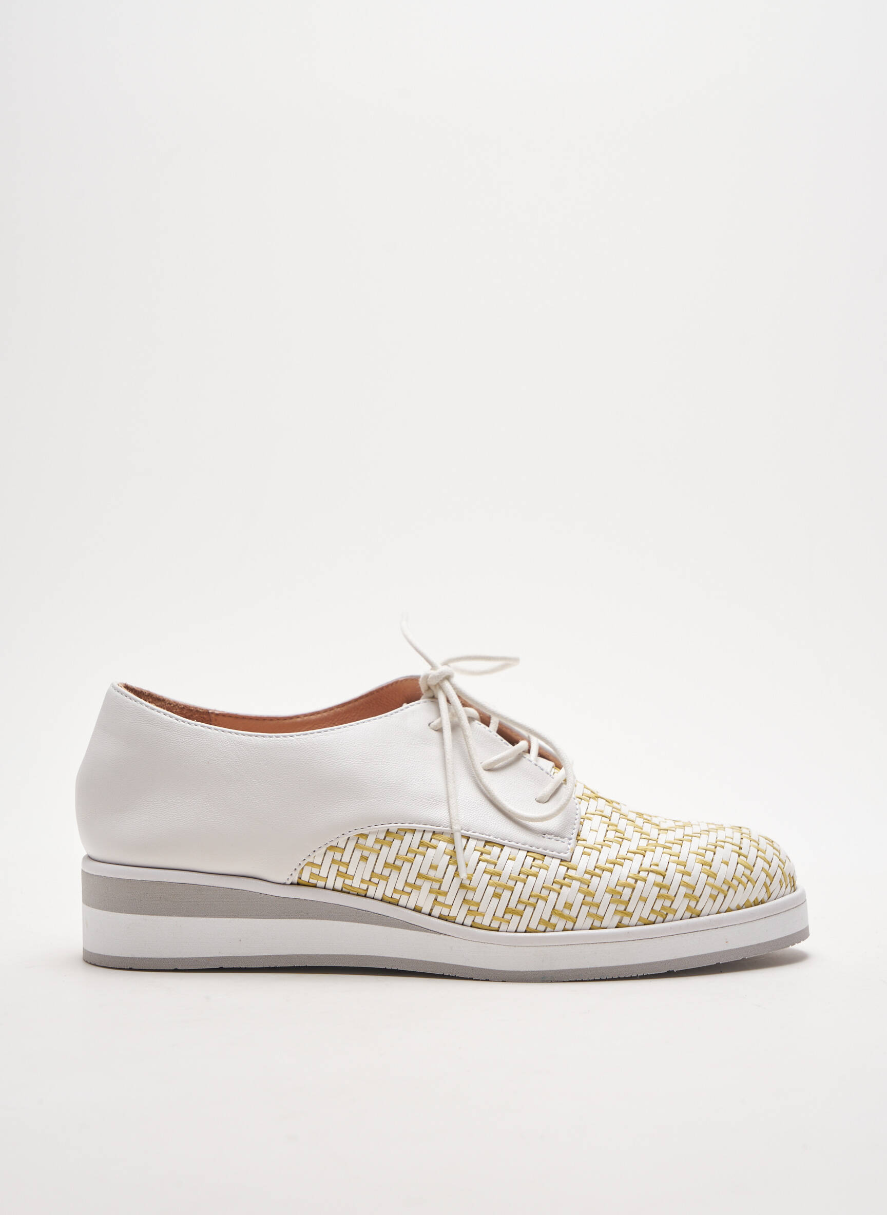 Fugitive By Francesco Rossi Baskets Femme couleur blanc