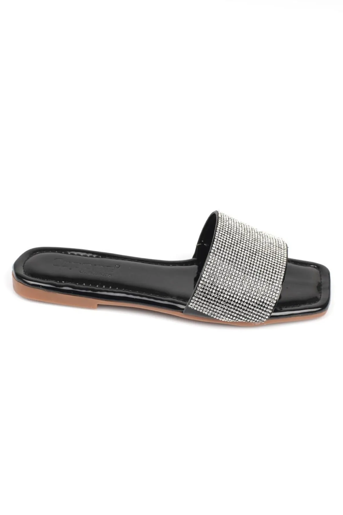 Capone Outfitters  Capone Stone Single Strap Flat Heel Stepp-Damenhausschuhe