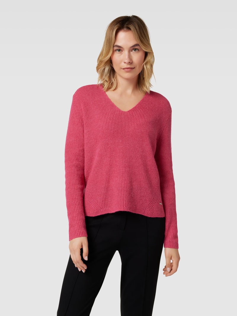 Strickpullover mit abgerundetem V-Ausschnitt Modell 'Style.Lana' in pink