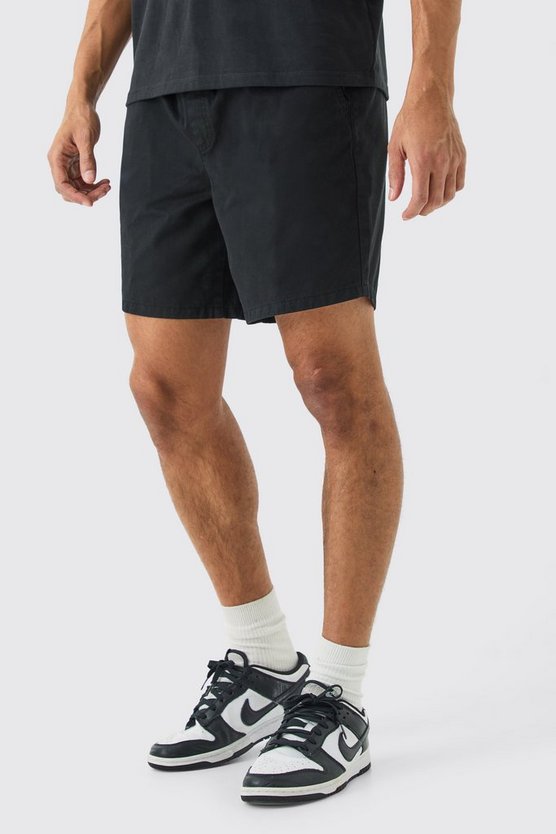 Kurze lockere Shorts in Schwarz