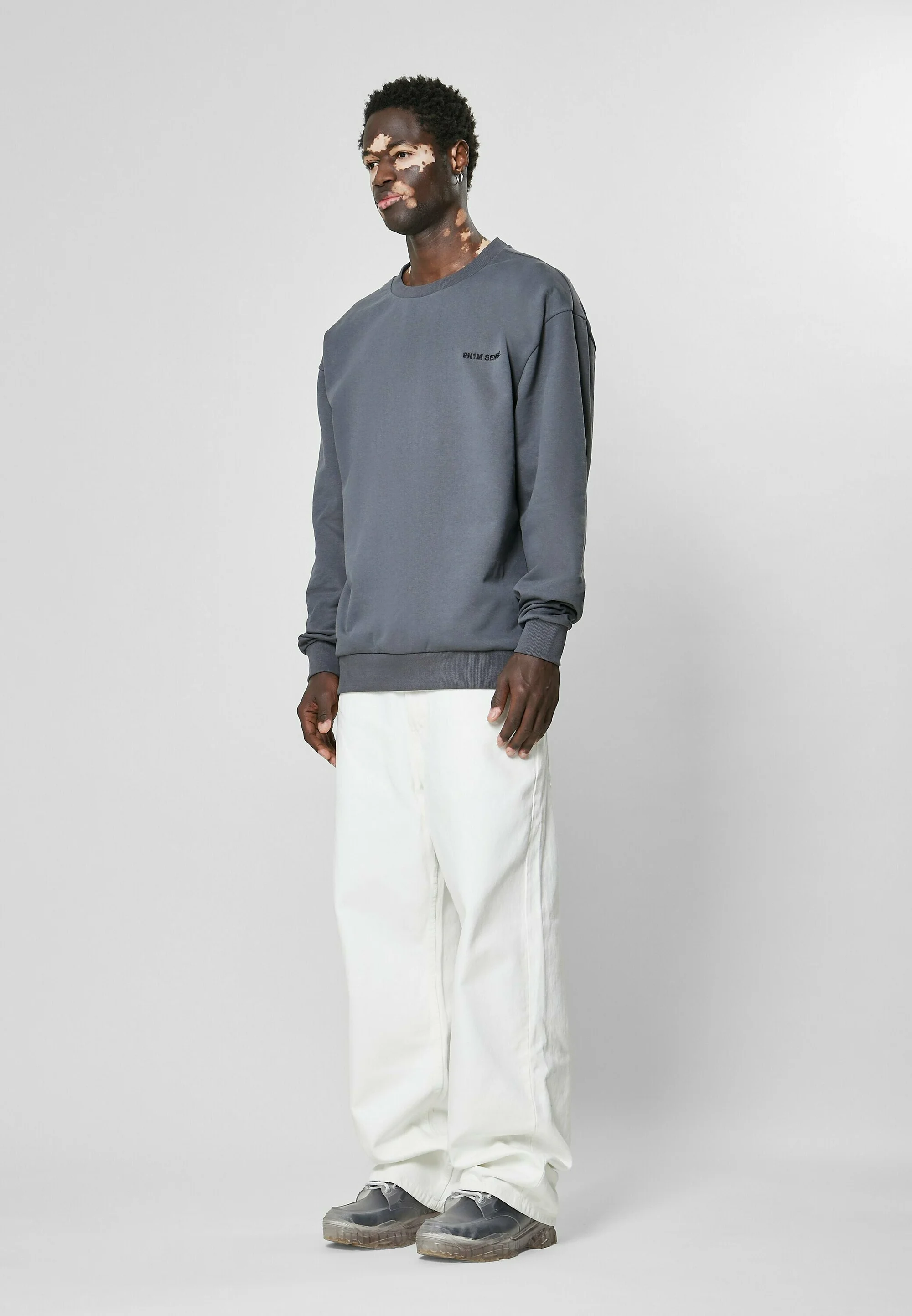 9N1M SENSE ESSENTIAL - Sudadera