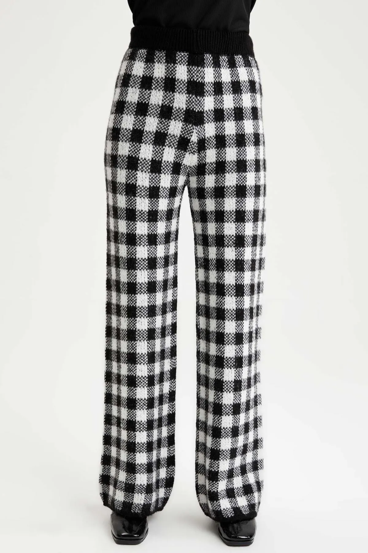 DeFacto  Relax-Fit, quadratisch gemusterte Palazzo-Strickhose mit weitem Bein