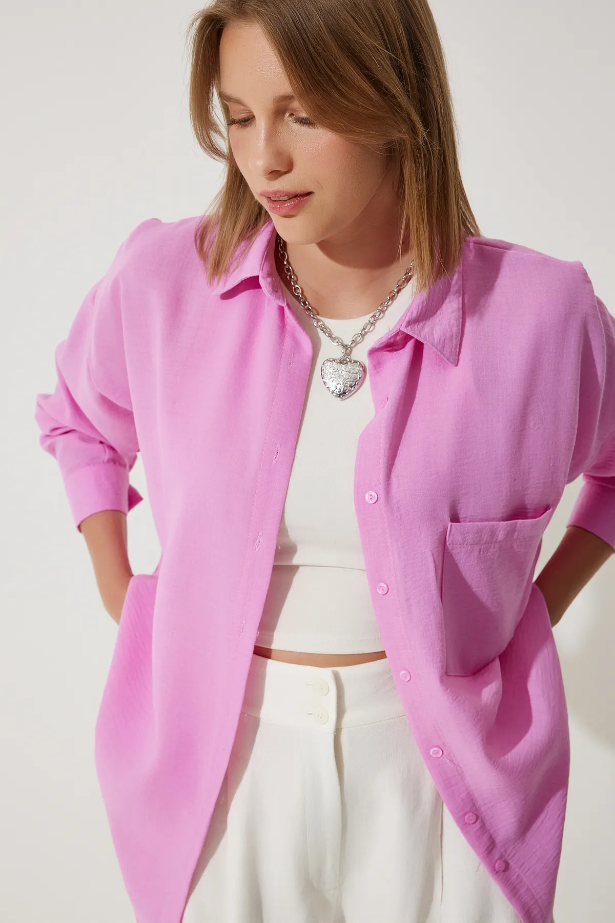 Happiness İstanbul  Hellrosa Oversize-Leinenhemd Ayrobin für Damen DD01222