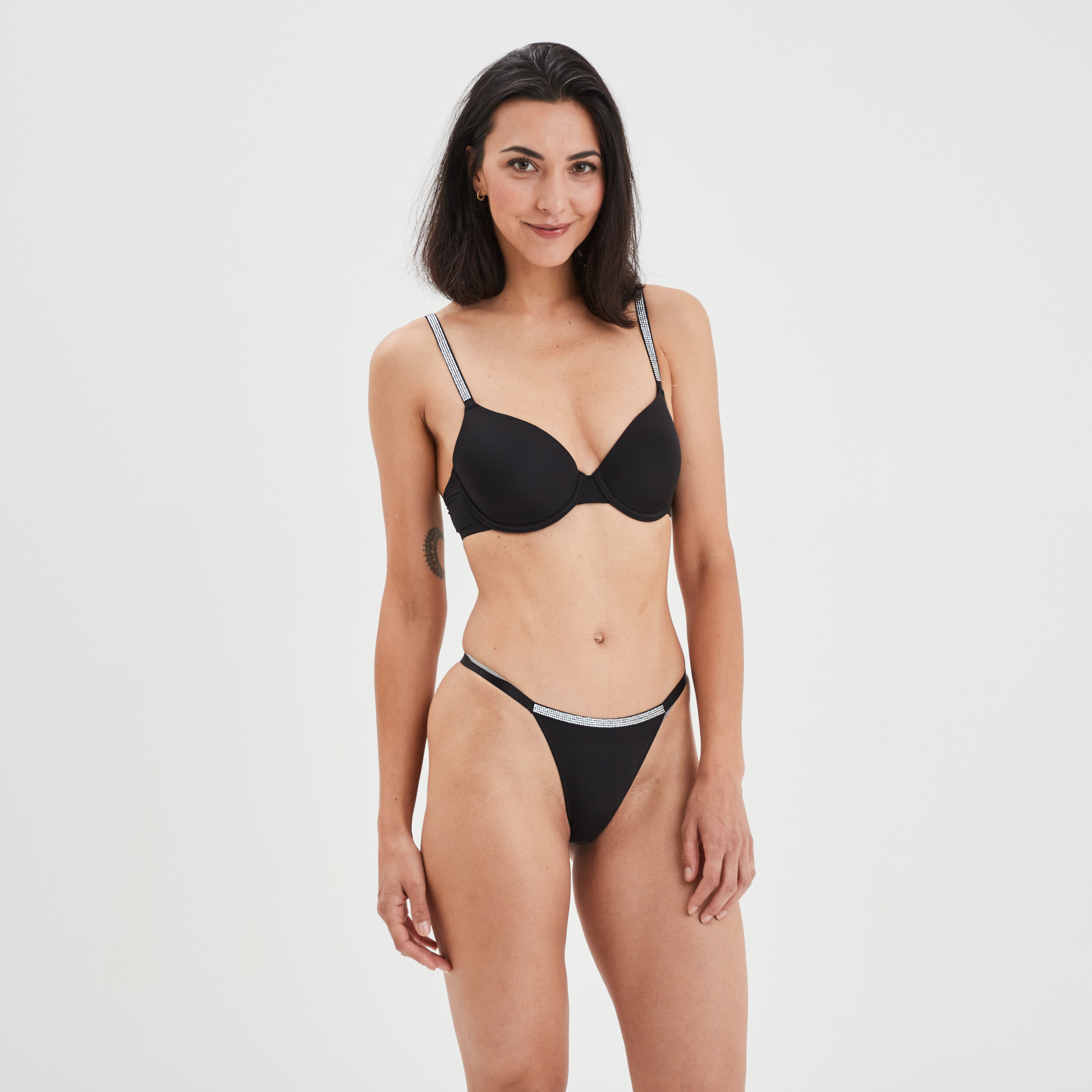 String avec strass noir femme | La Halle