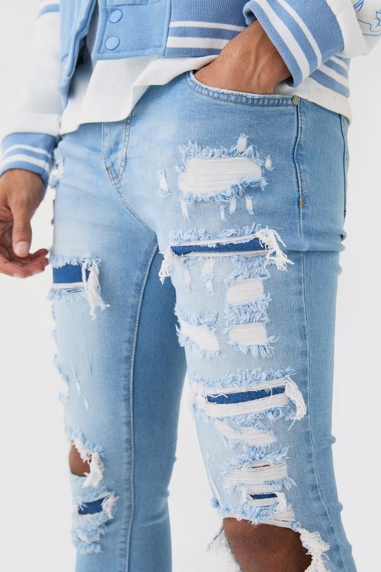 Skinny Stretch Jeans in Hellblau mit Rissen