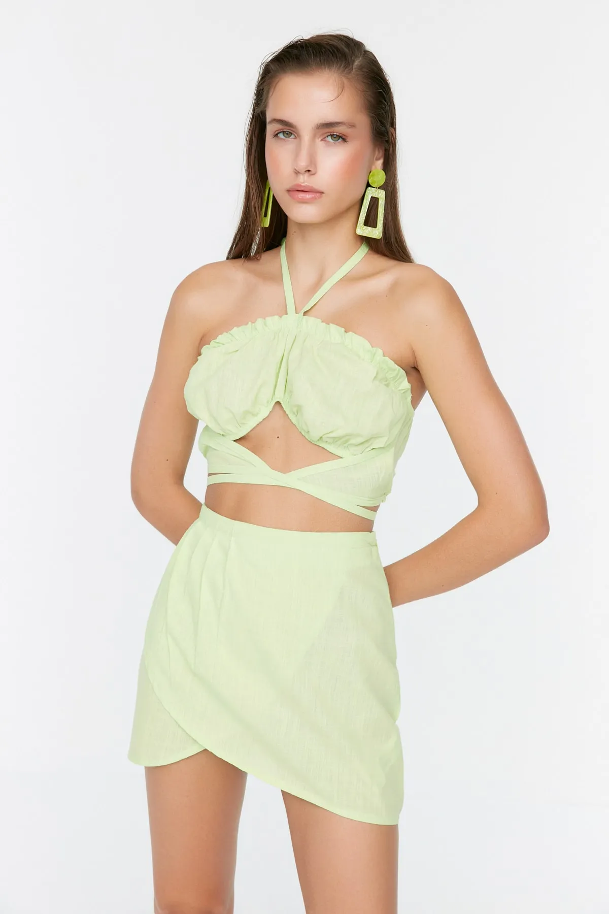 Trendyol Collection  Mintgrünes Strand-Hose-Top-Set zum Binden TBESS22AU0072