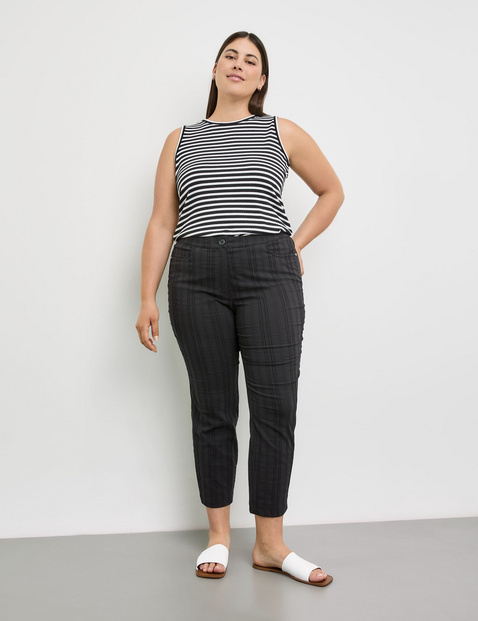 3/4 Stretchhose mit Streifen-Struktur Betty