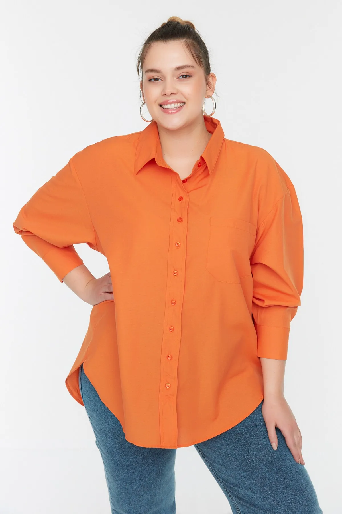 Trendyol Curve  Orangefarbenes Hemd mit Hemdkragen