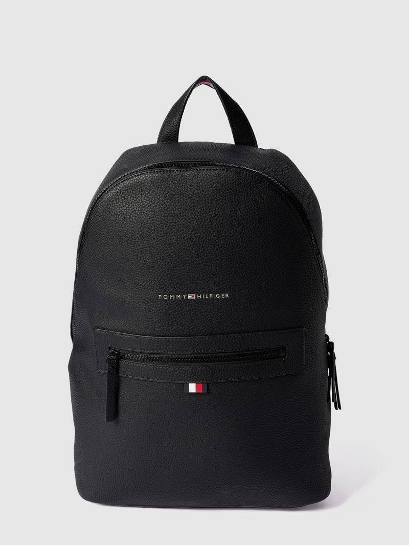 Rucksack in Leder-Optik in schwarz